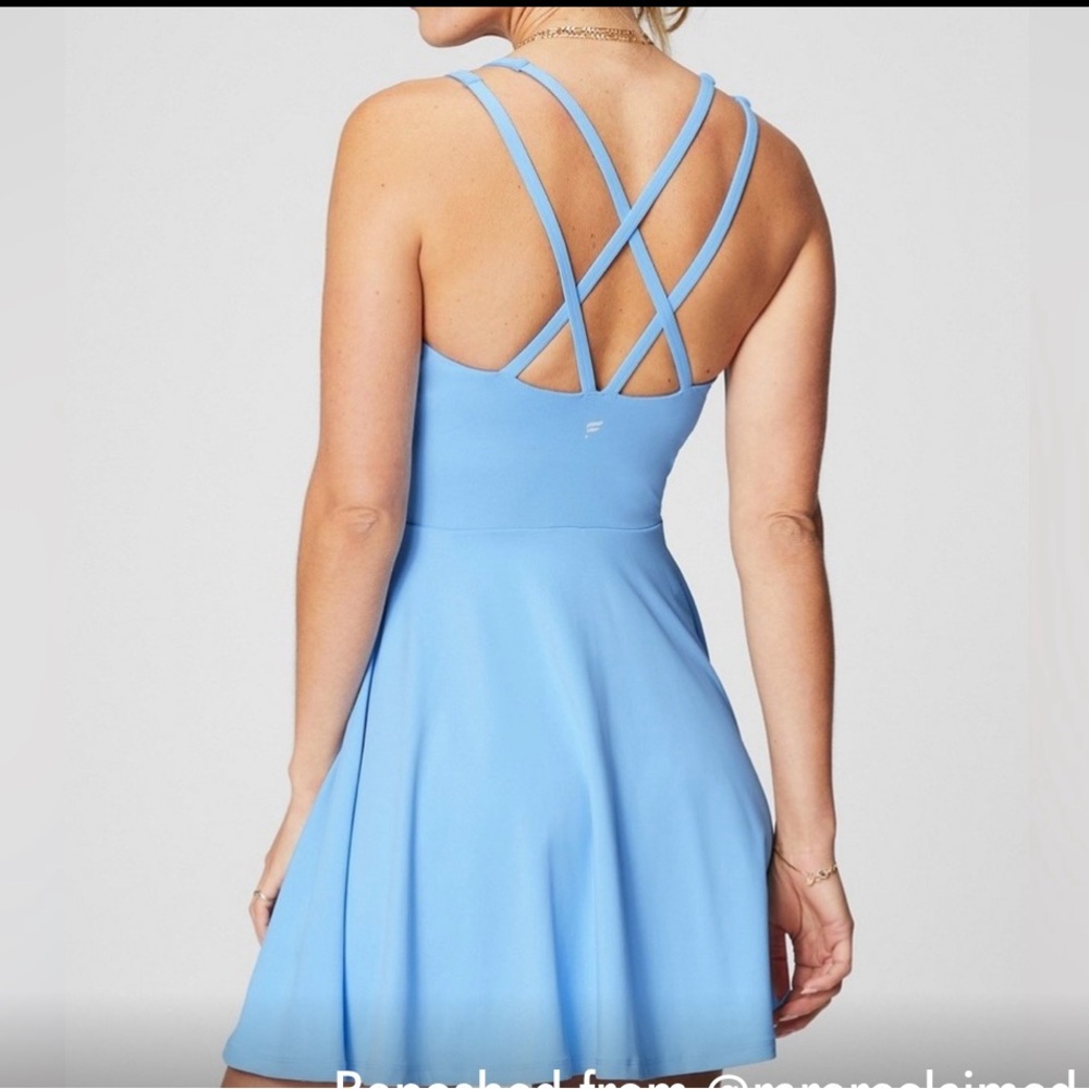 💫NWT Fabletics Women’s Boost Performance Sleevess Dress in Light Blue s
